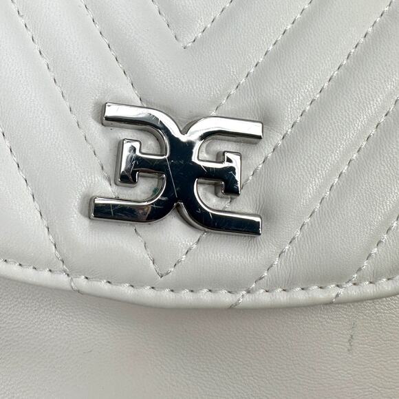 Sam Edelman Hallie‎ White Quilted Pattern Adjustable Strap Metal Logo Belt Bag - Picture 9 of 9